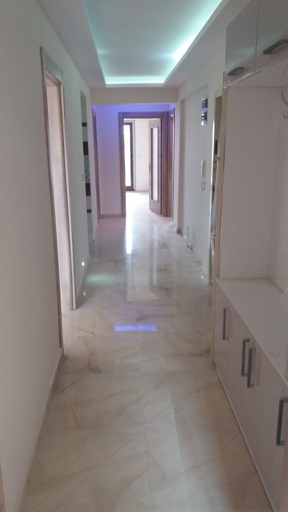 Image gallery image