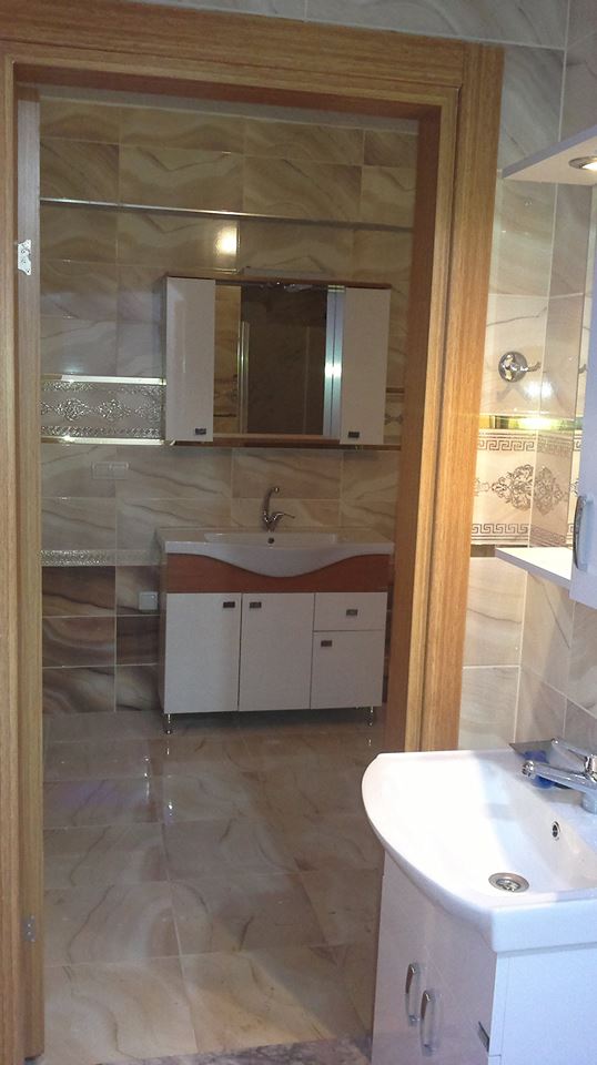 Image gallery image