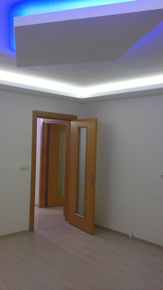 Image gallery image