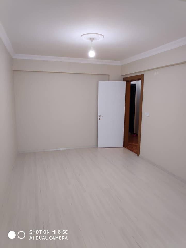 Image gallery image