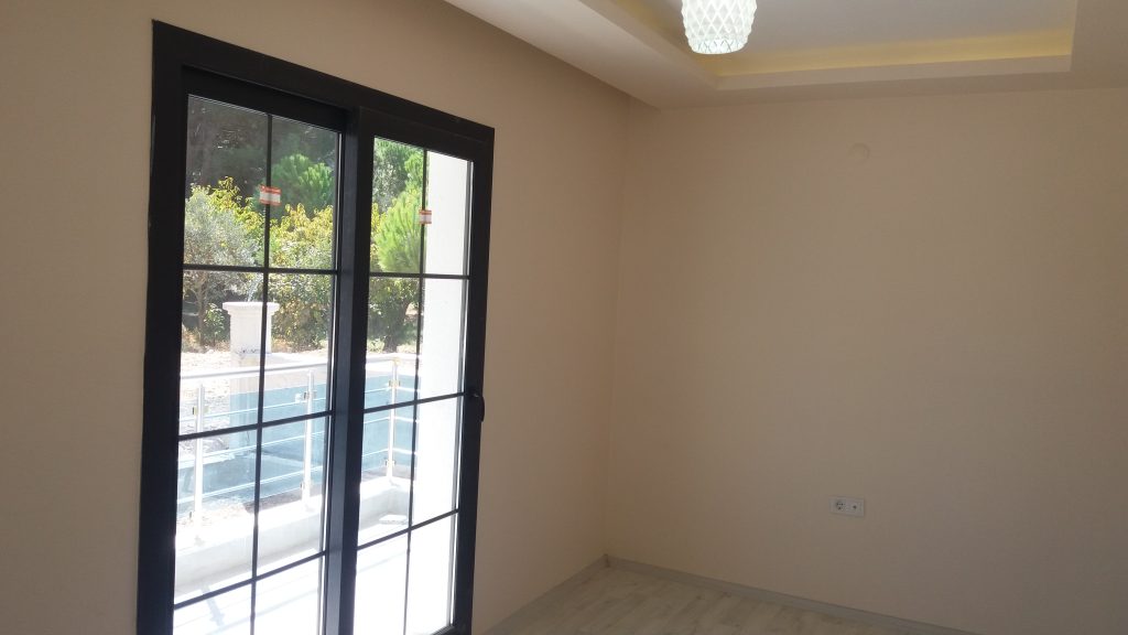 Image gallery image